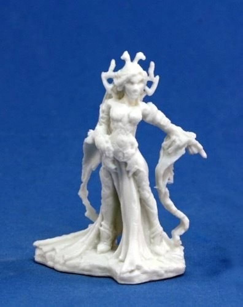 Reaper Miniature - Dark Heaven Shaeress, Dark Elf Queen