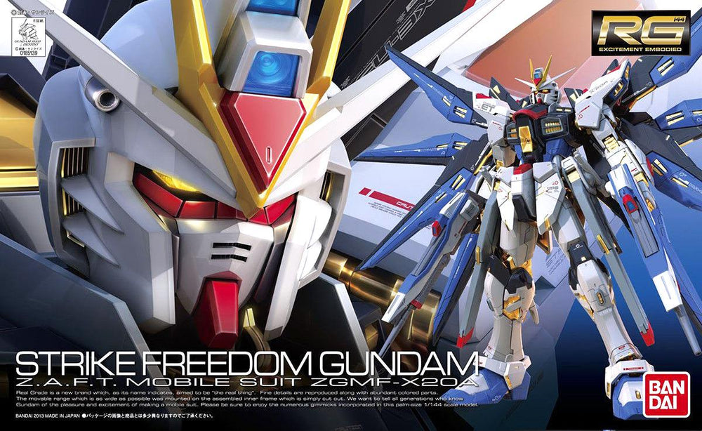 Real Grade Gundam Strike Freedom Model Kit