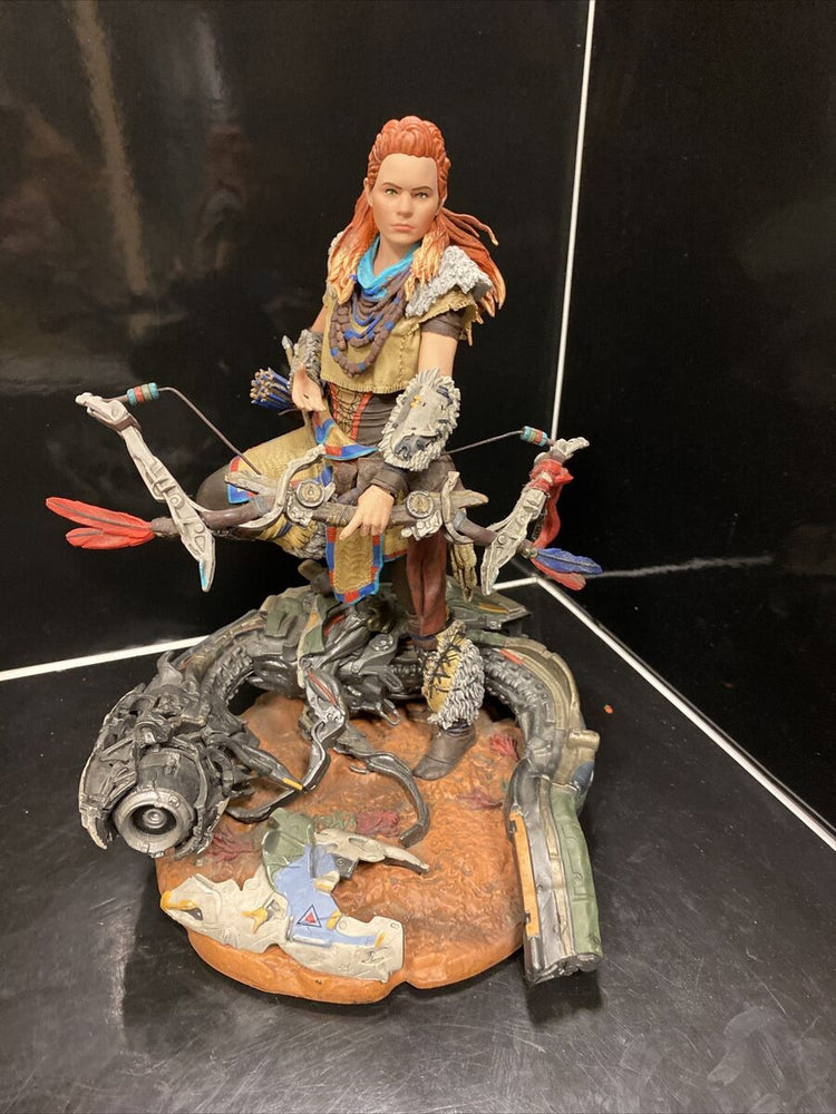 Horizon Zero Dawn Collector's Edition 9" Statue Huntress Aloy Figure